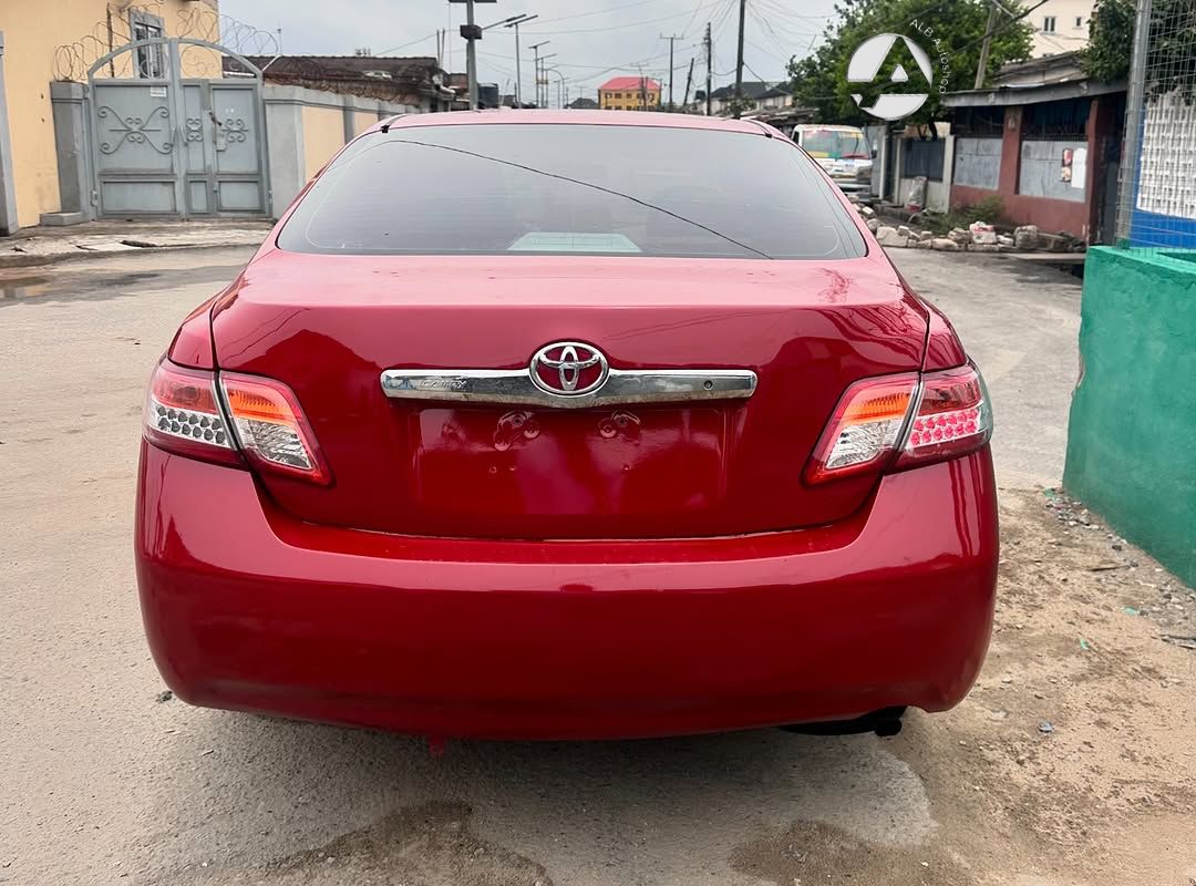 Car Image 7
