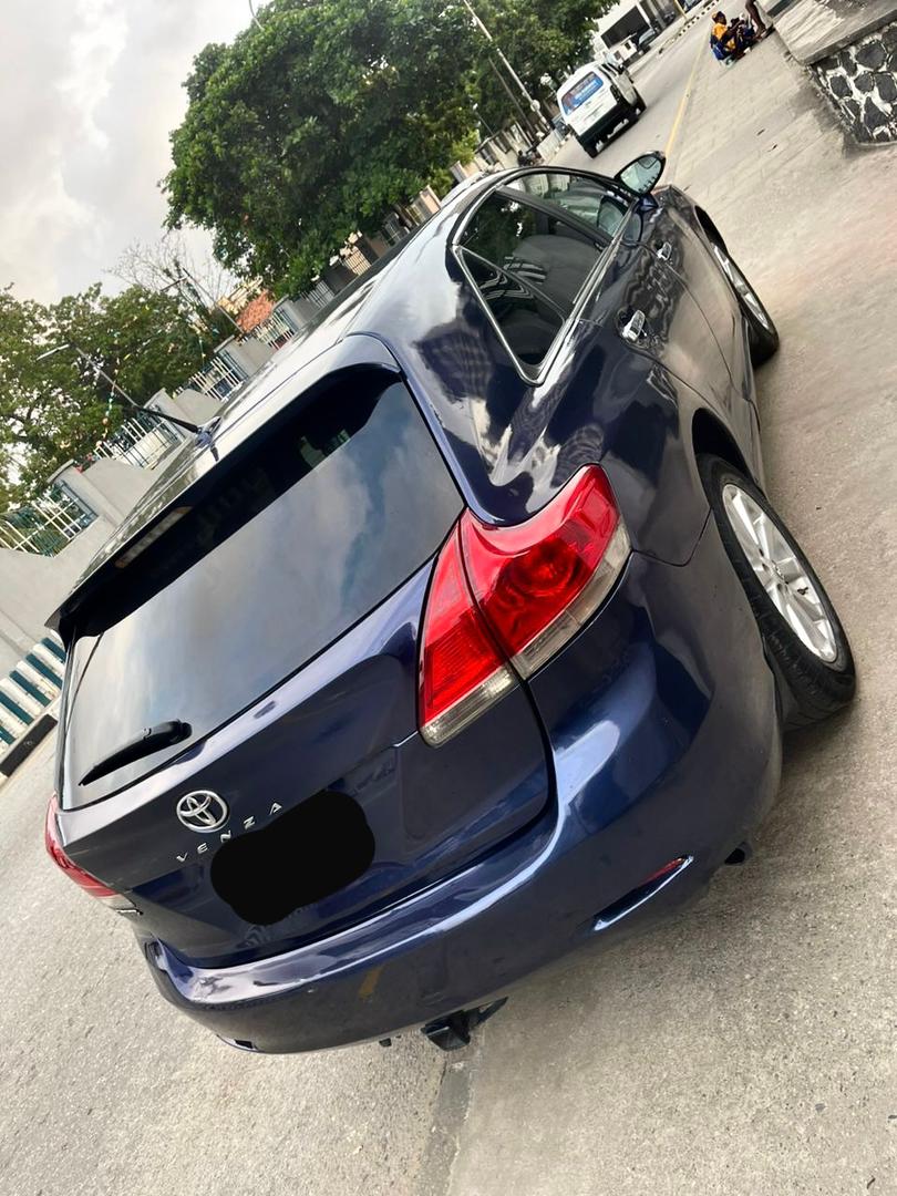 Car Image 6