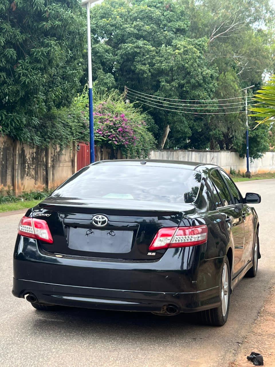 Car Image 8