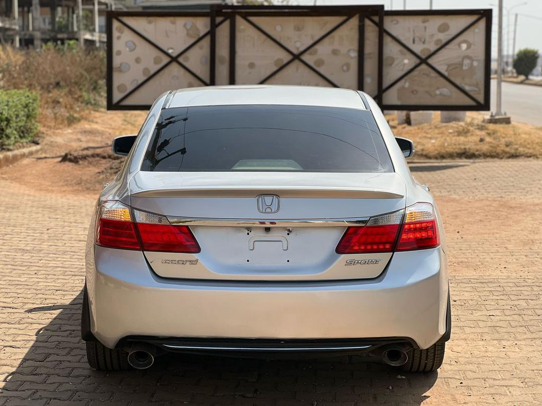 Car Image 6