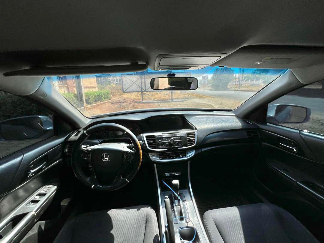 Car Image 4