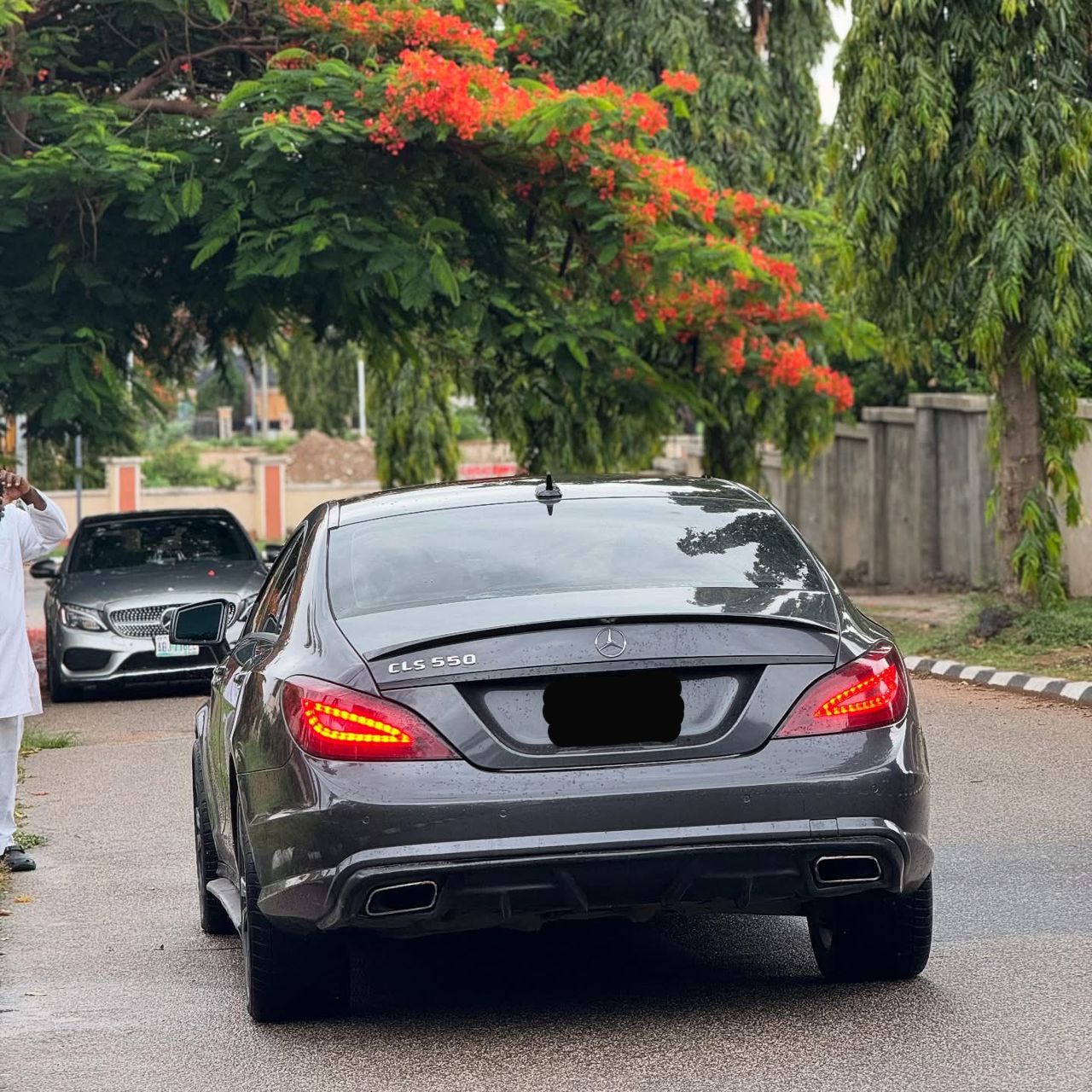 Car Image 9