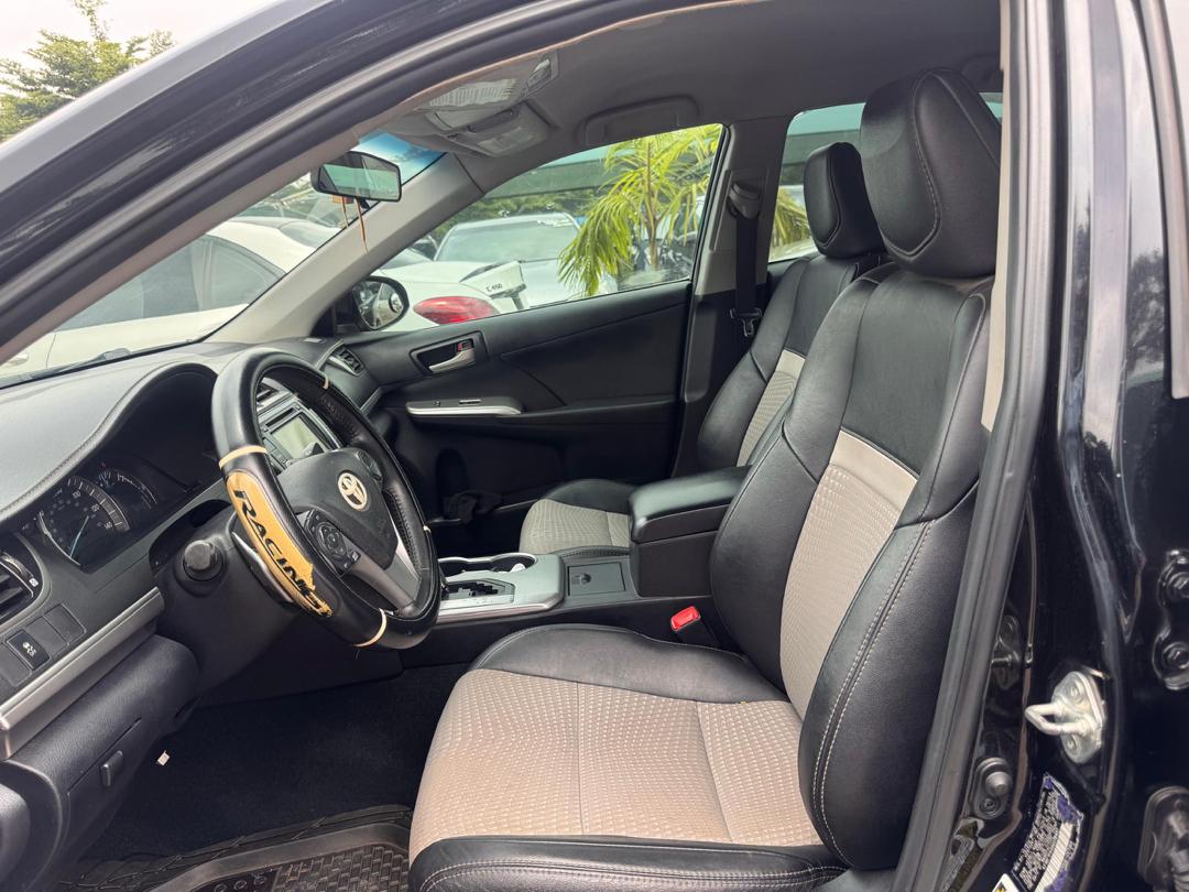Car Image 5