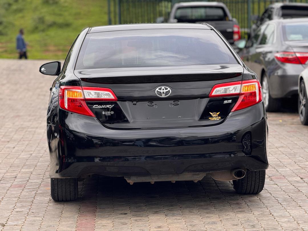 Car Image 8