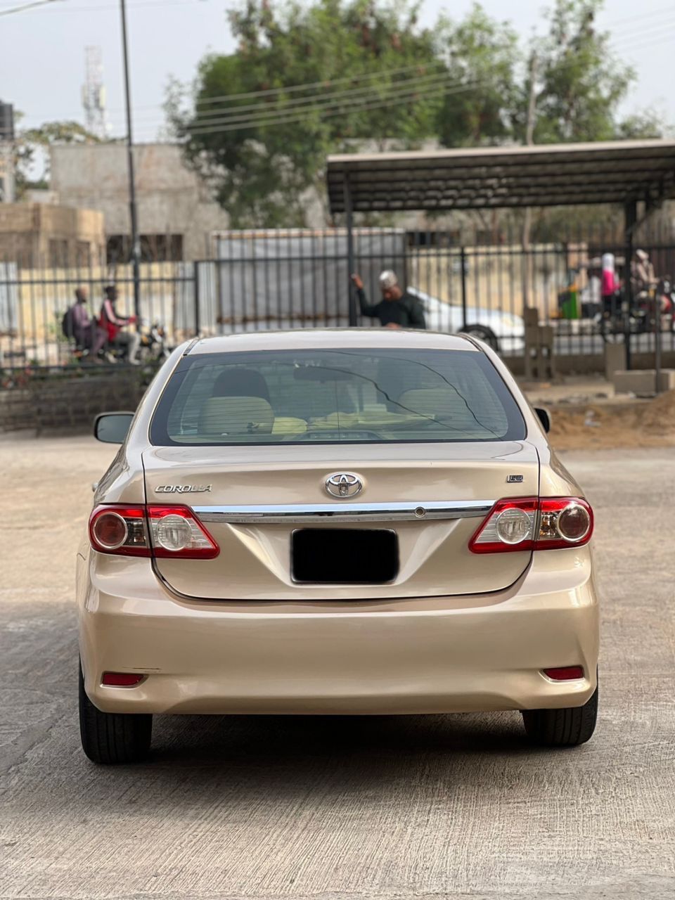 Car Image 14