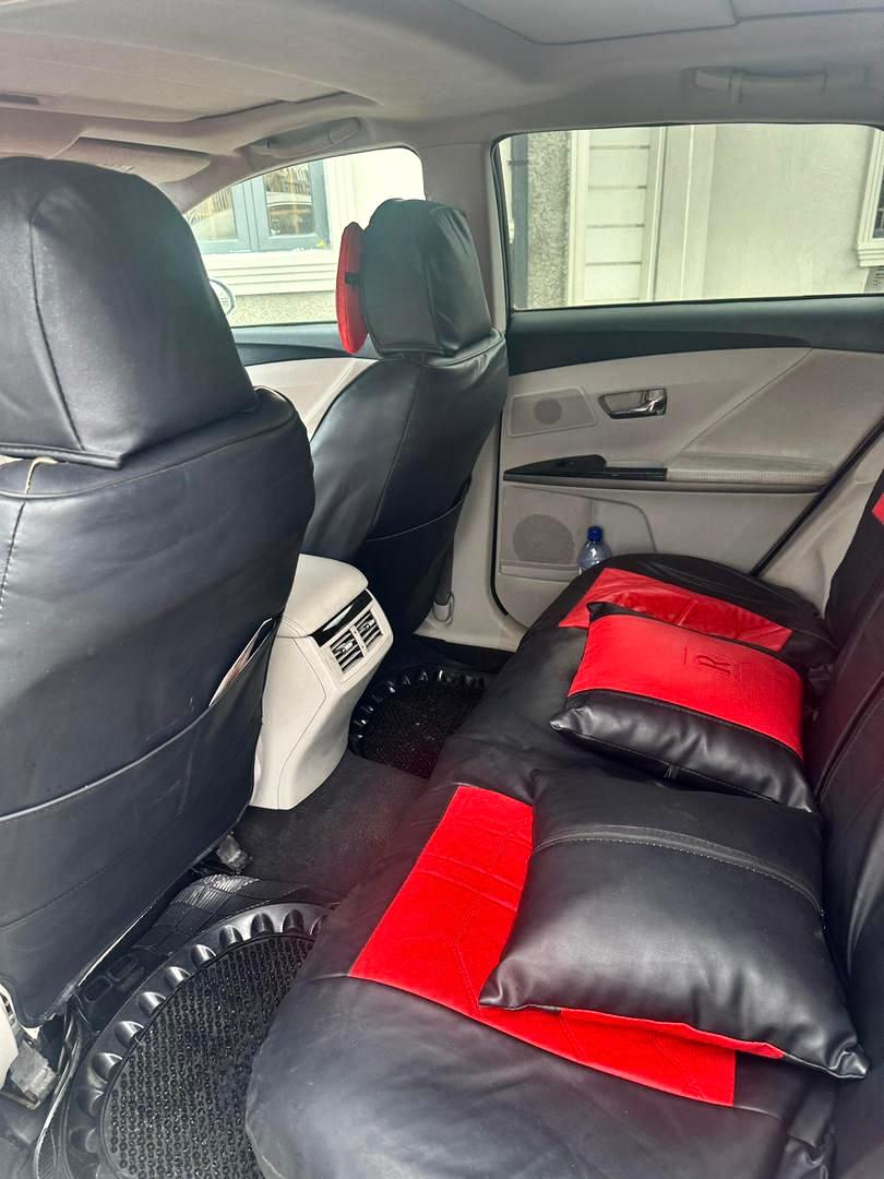 Car Image 4