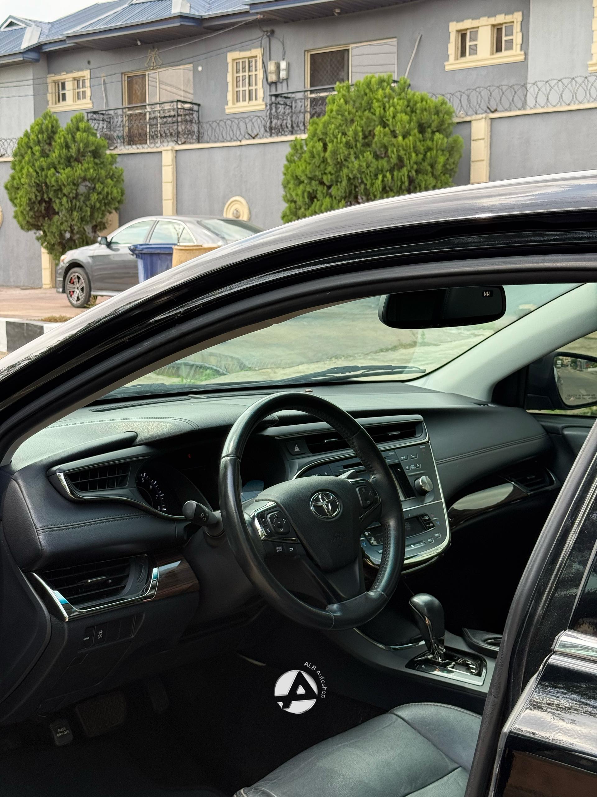 Car Image 2