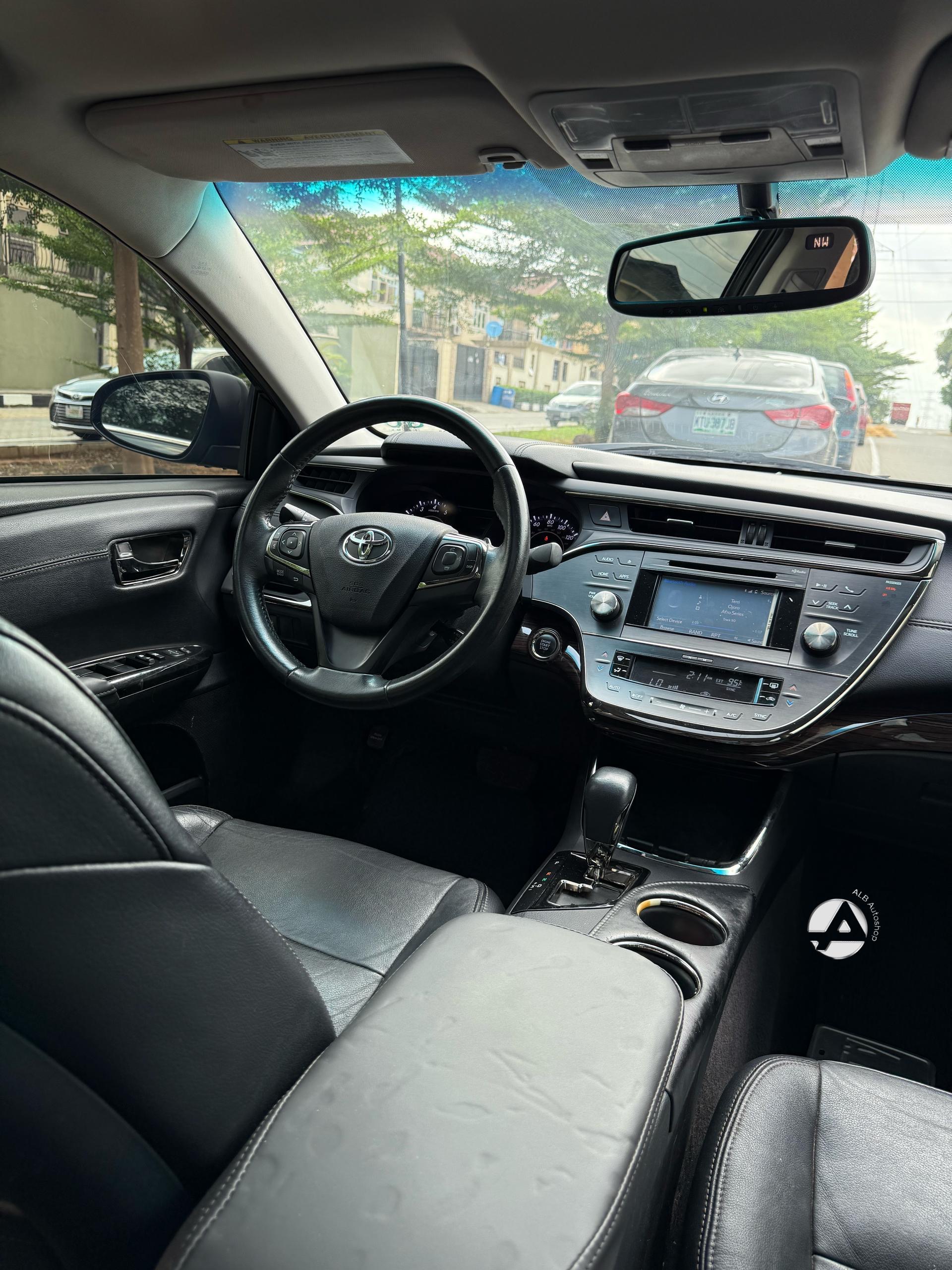Car Image 3