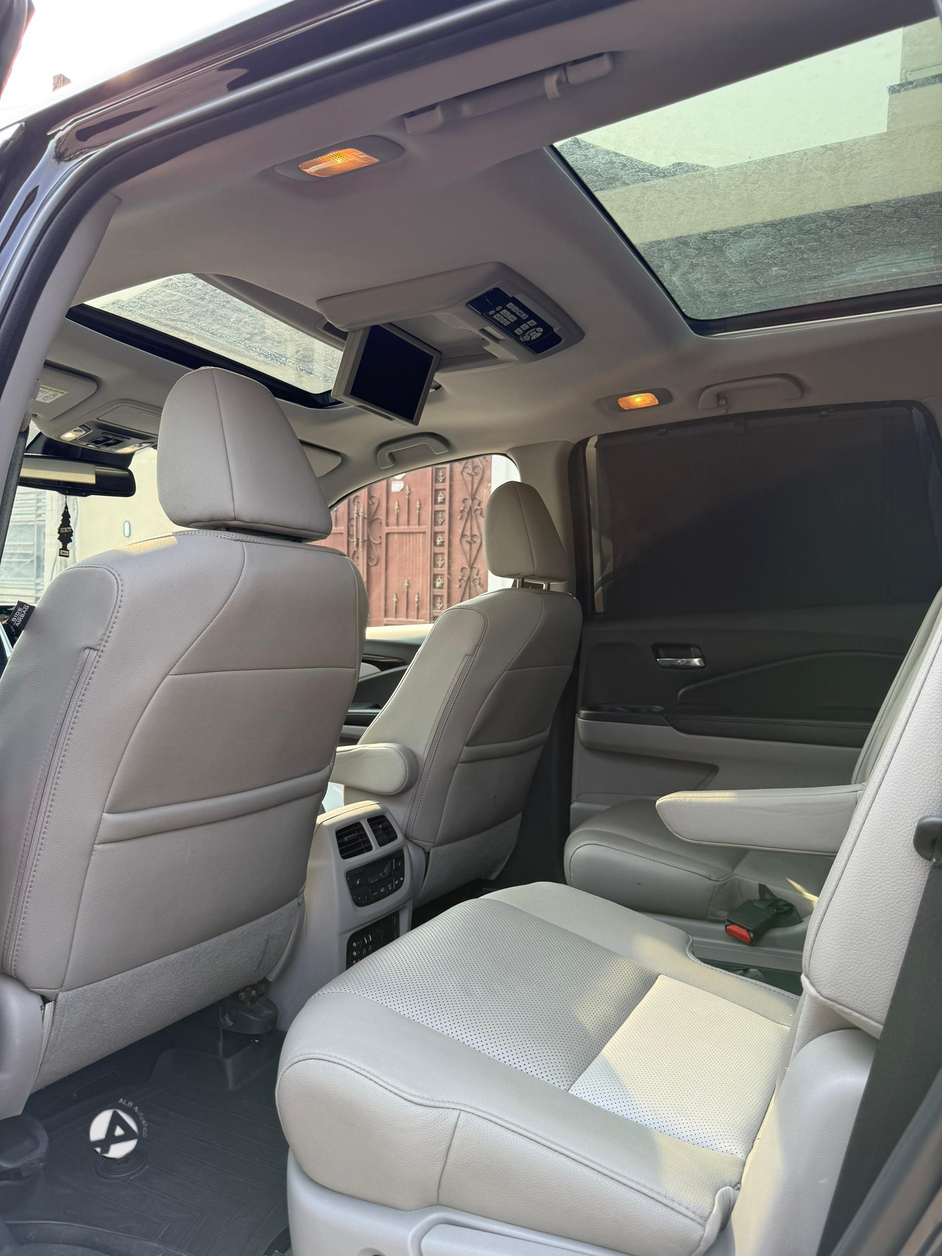 Car Image 6