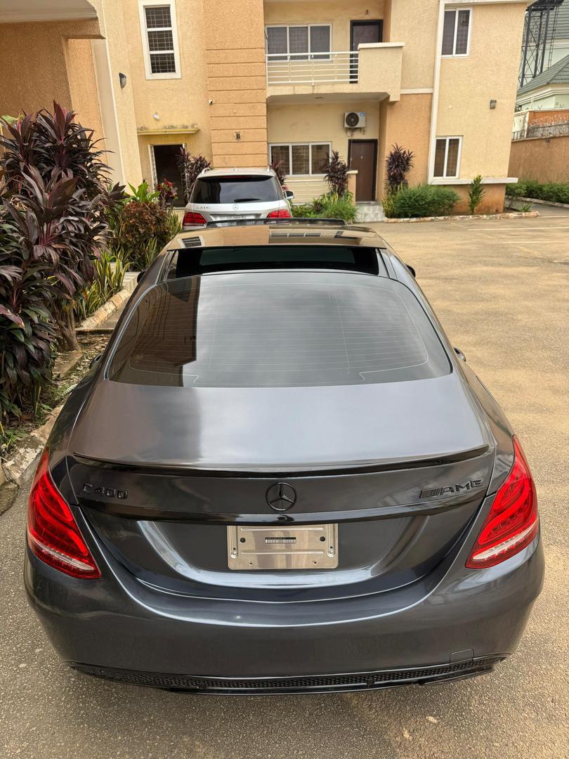 Car Image 8