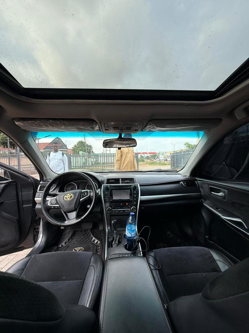 Car Image 4