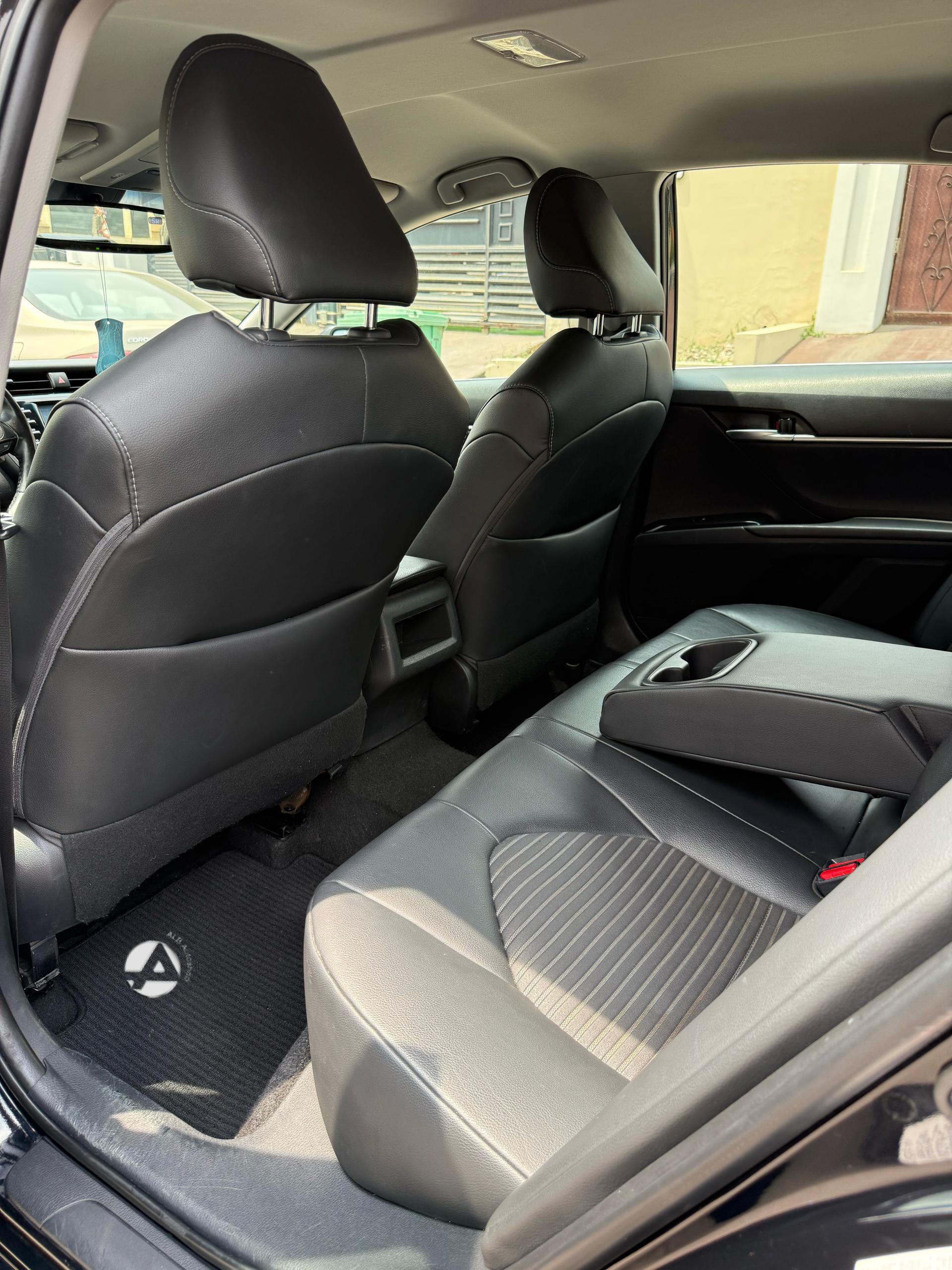 Car Image 6