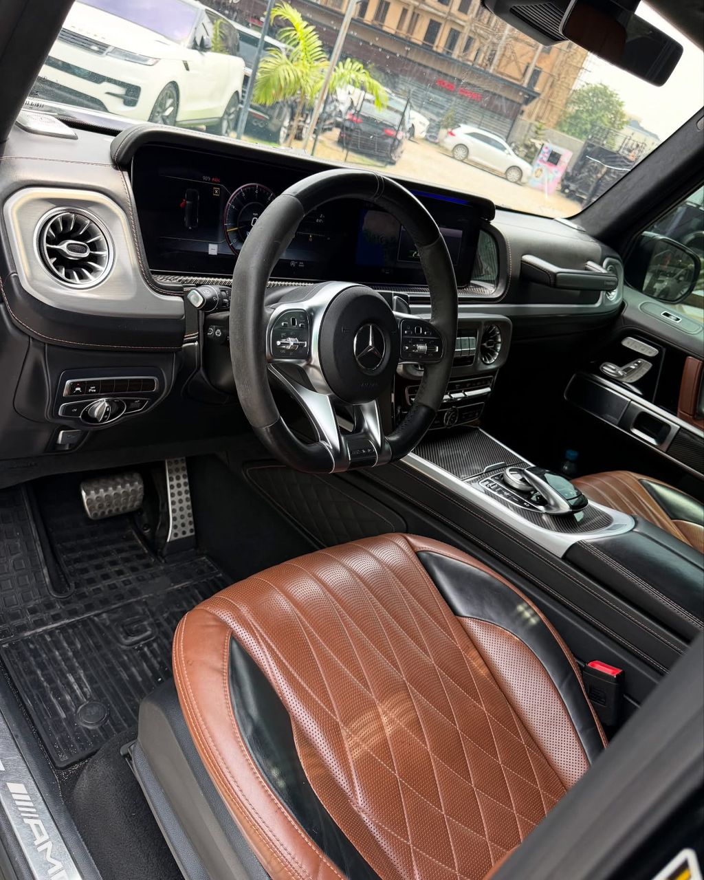 Car Image 4
