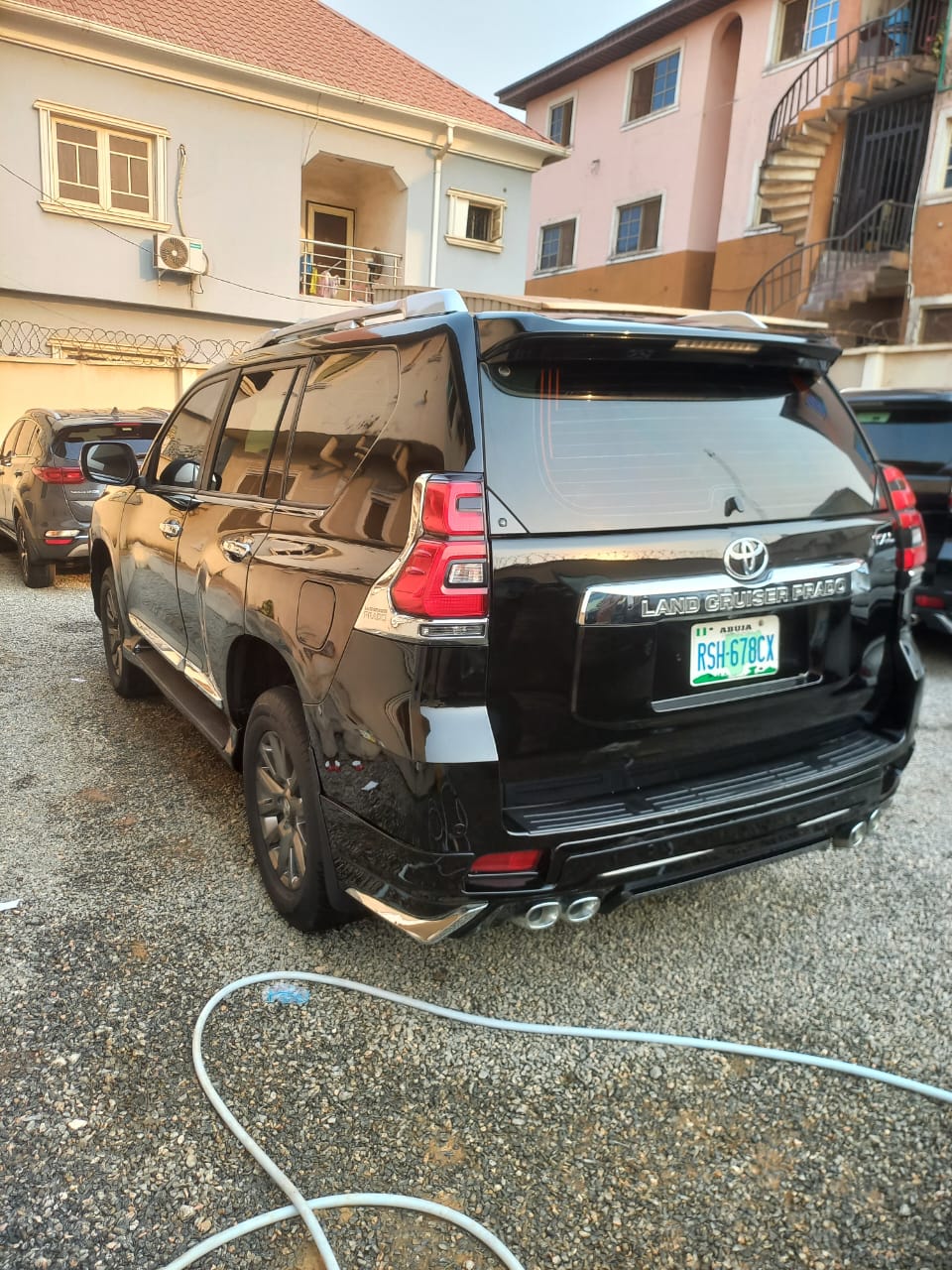 Car Image 9