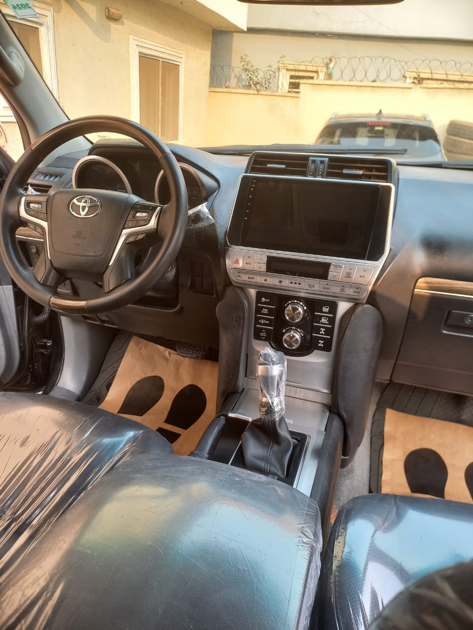 Car Image 11