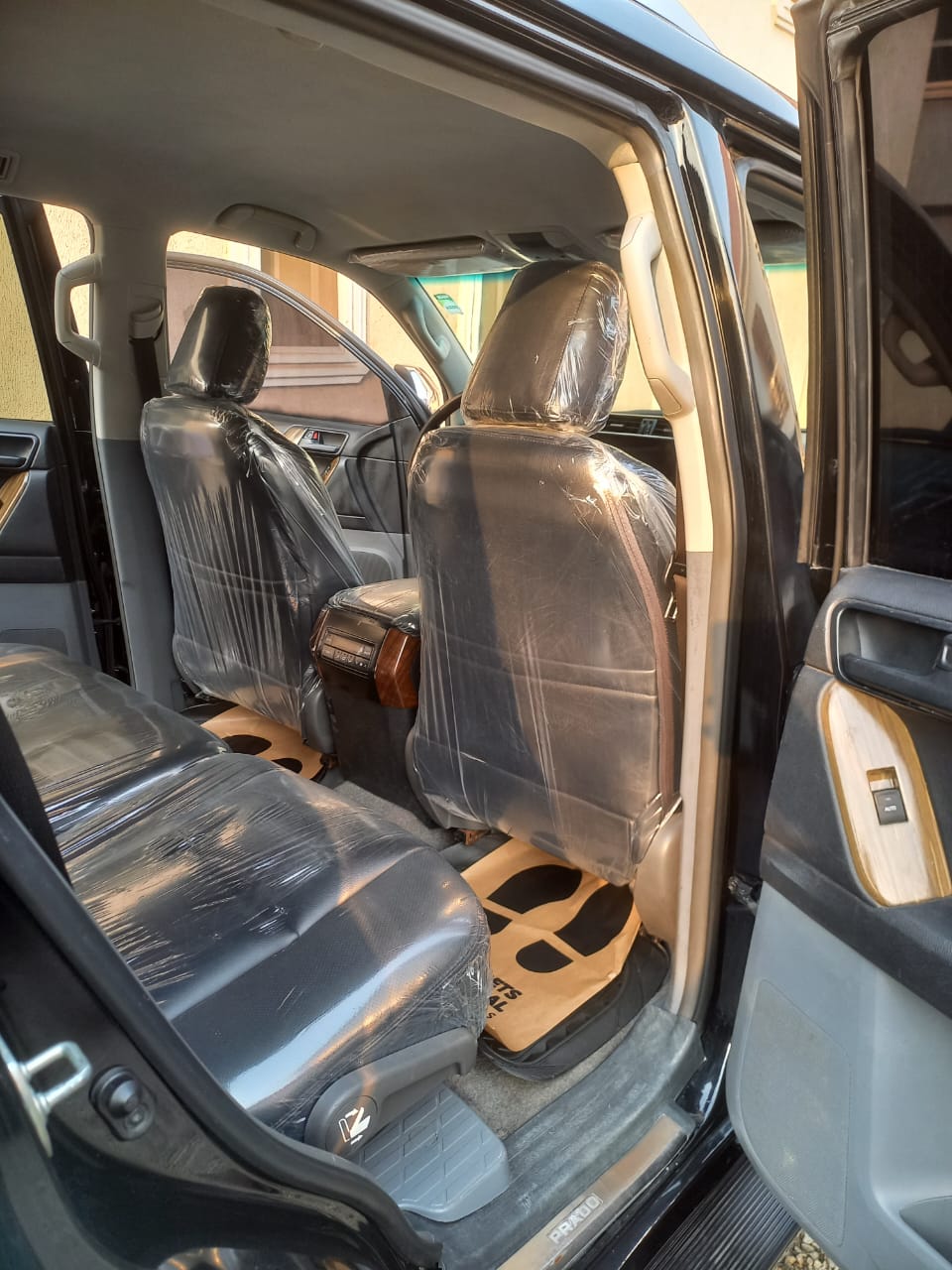 Car Image 8
