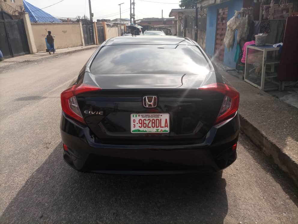 Car Image 5