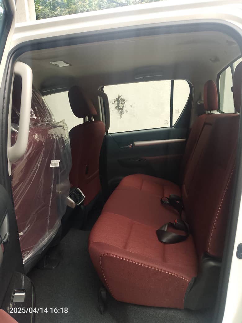 Car Image 4