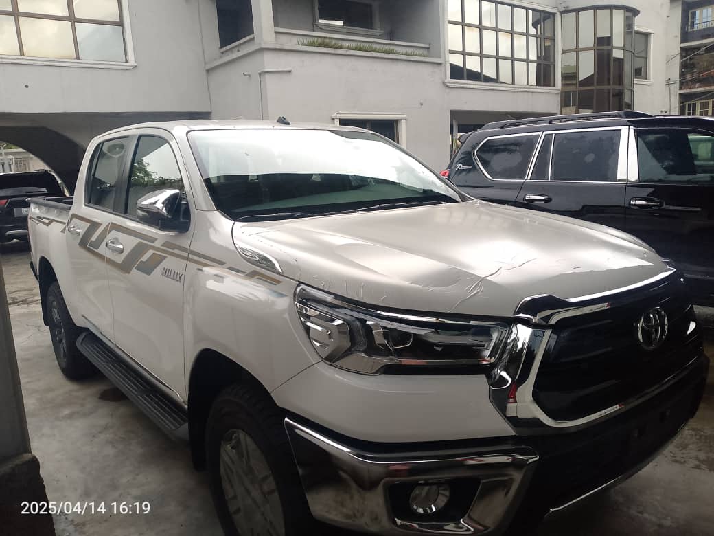 Car Image 7