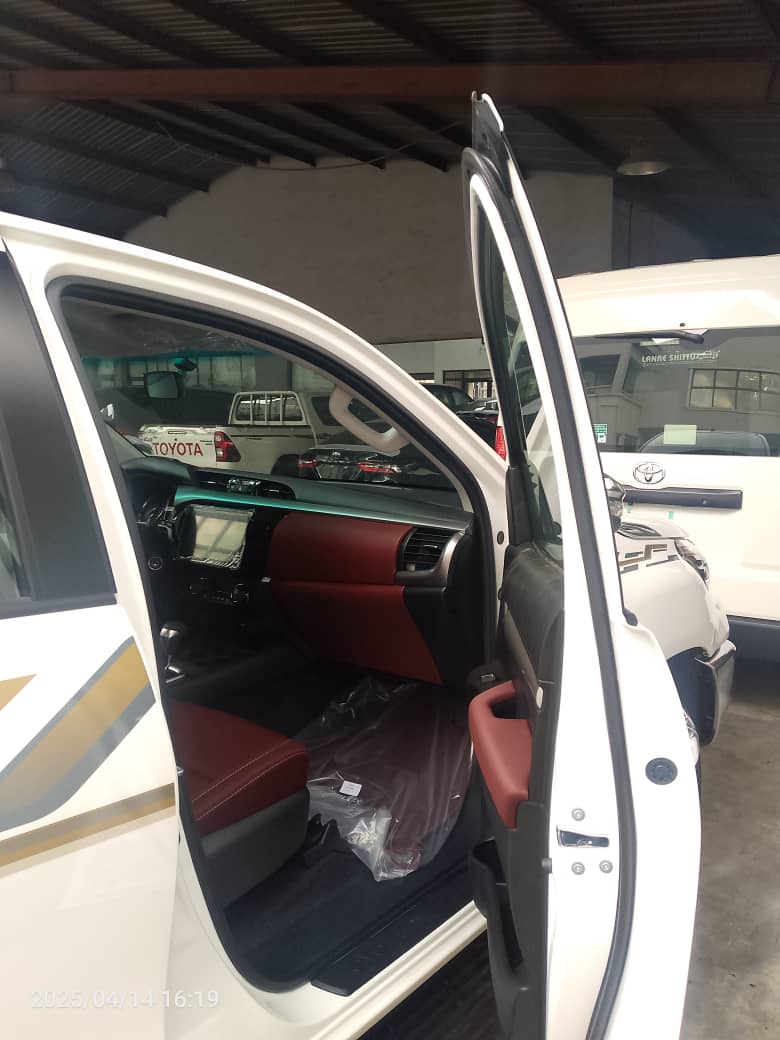 Car Image 6