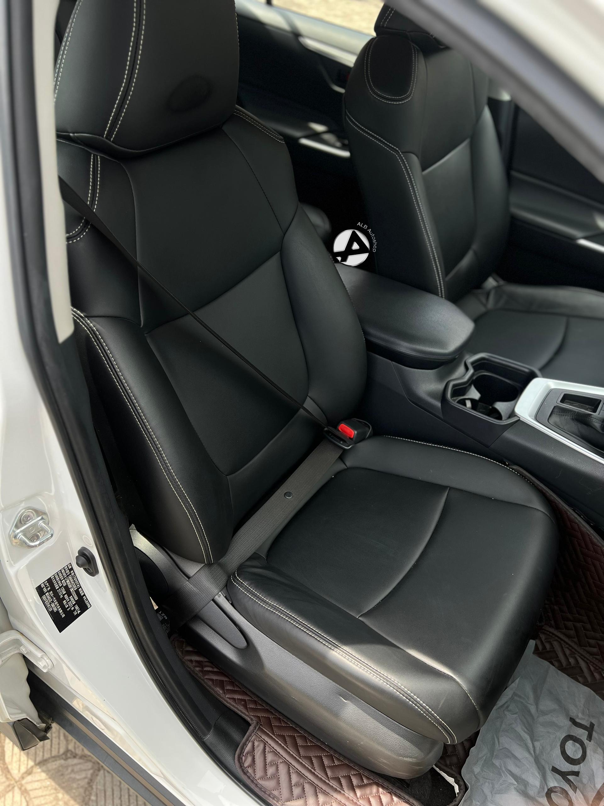 Car Image 6