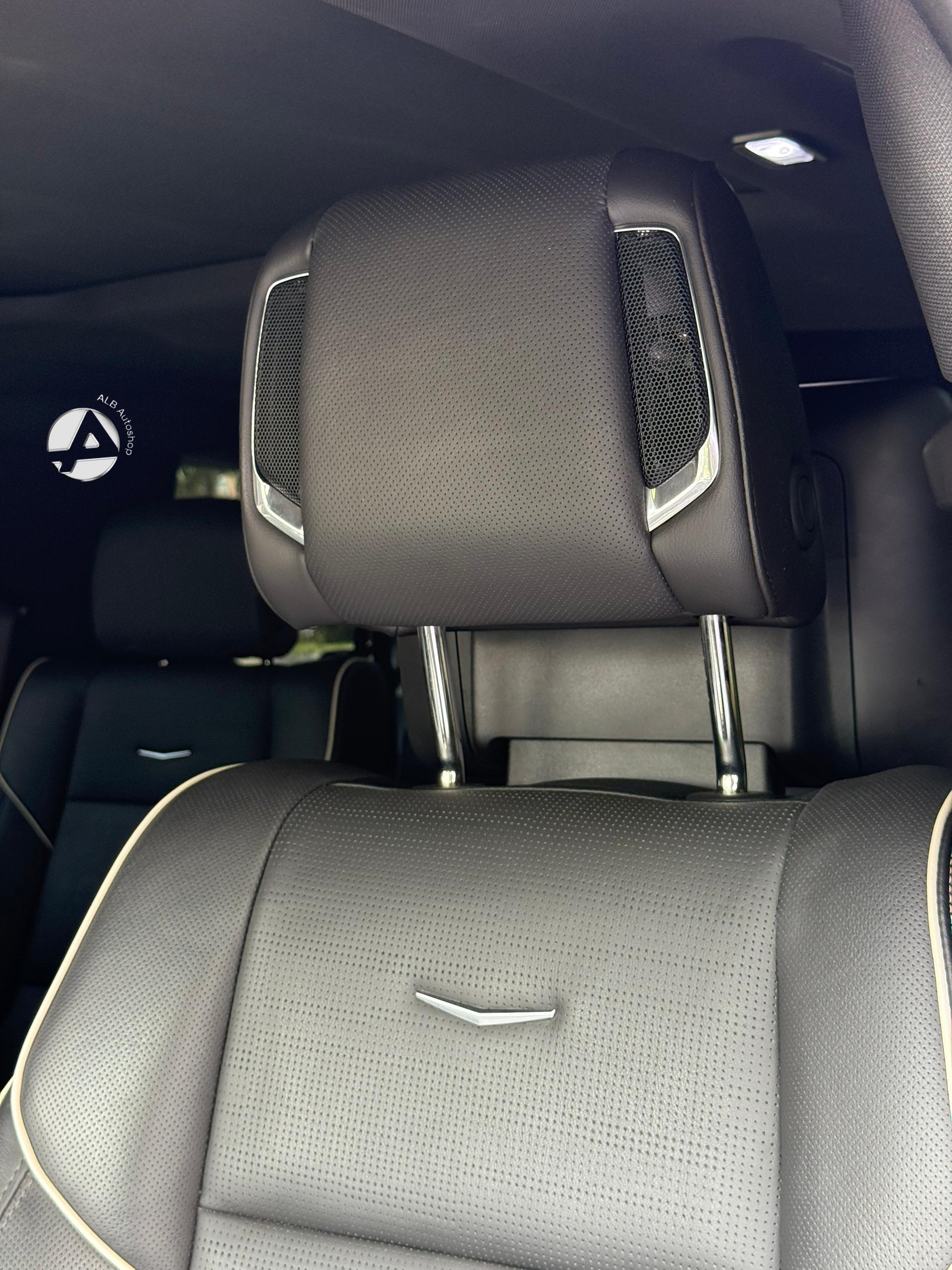 Car Image 4