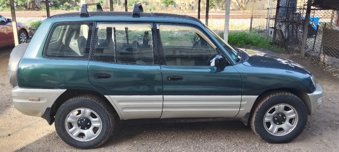 Car Image 15