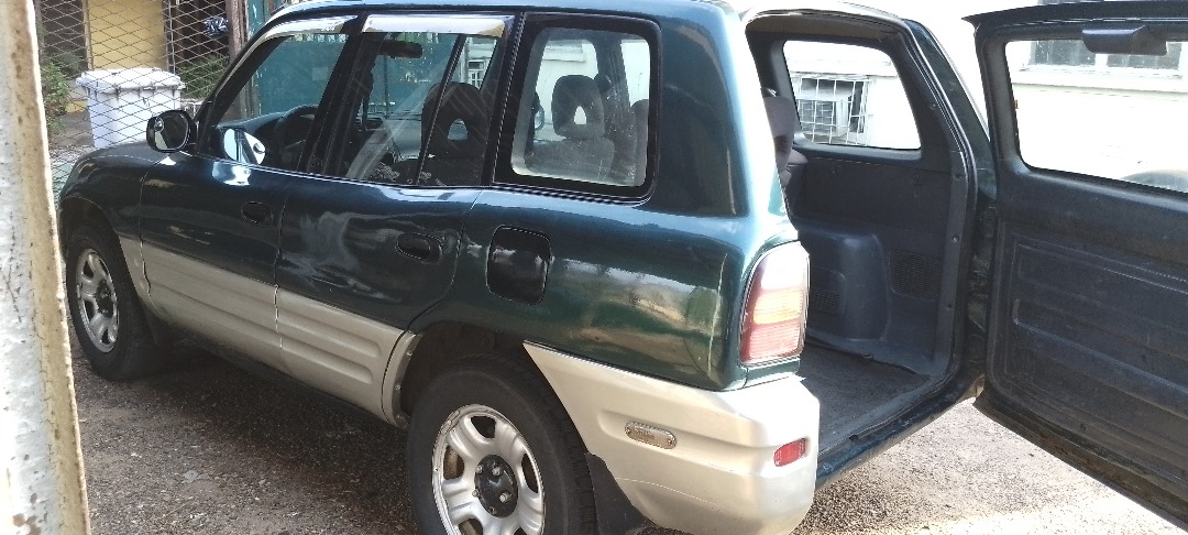 Car Image 9