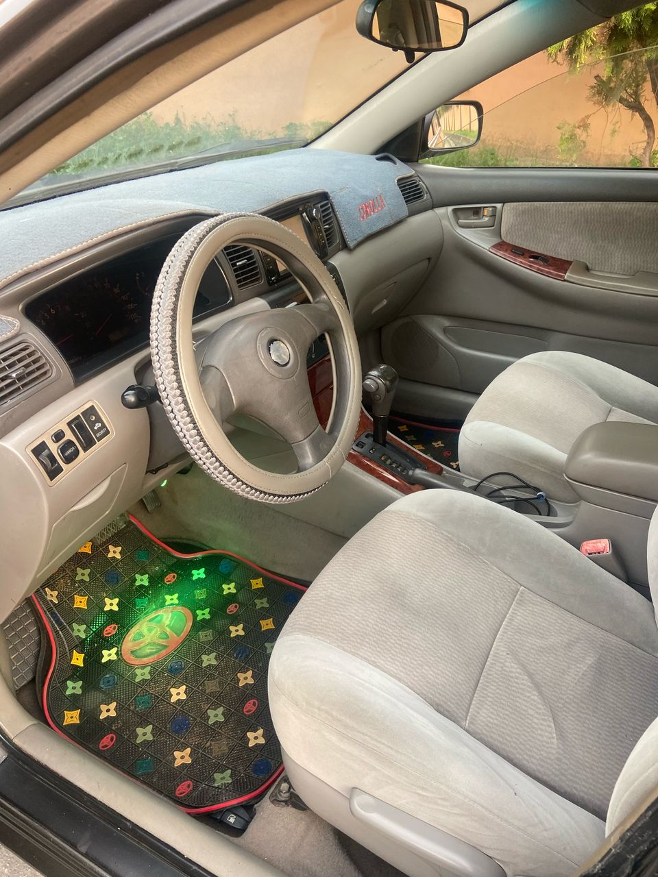 Car Image 5
