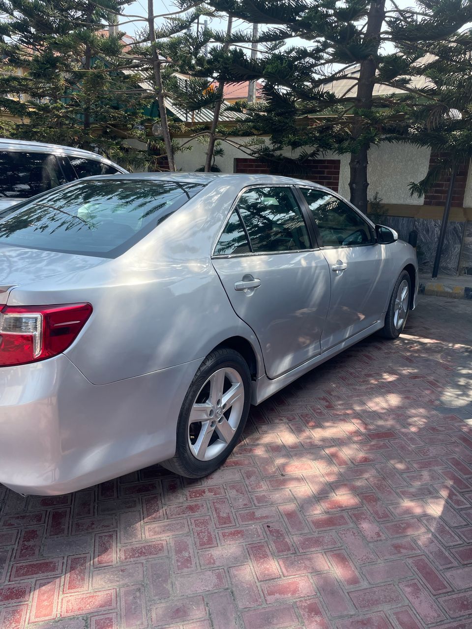 Car Image 10