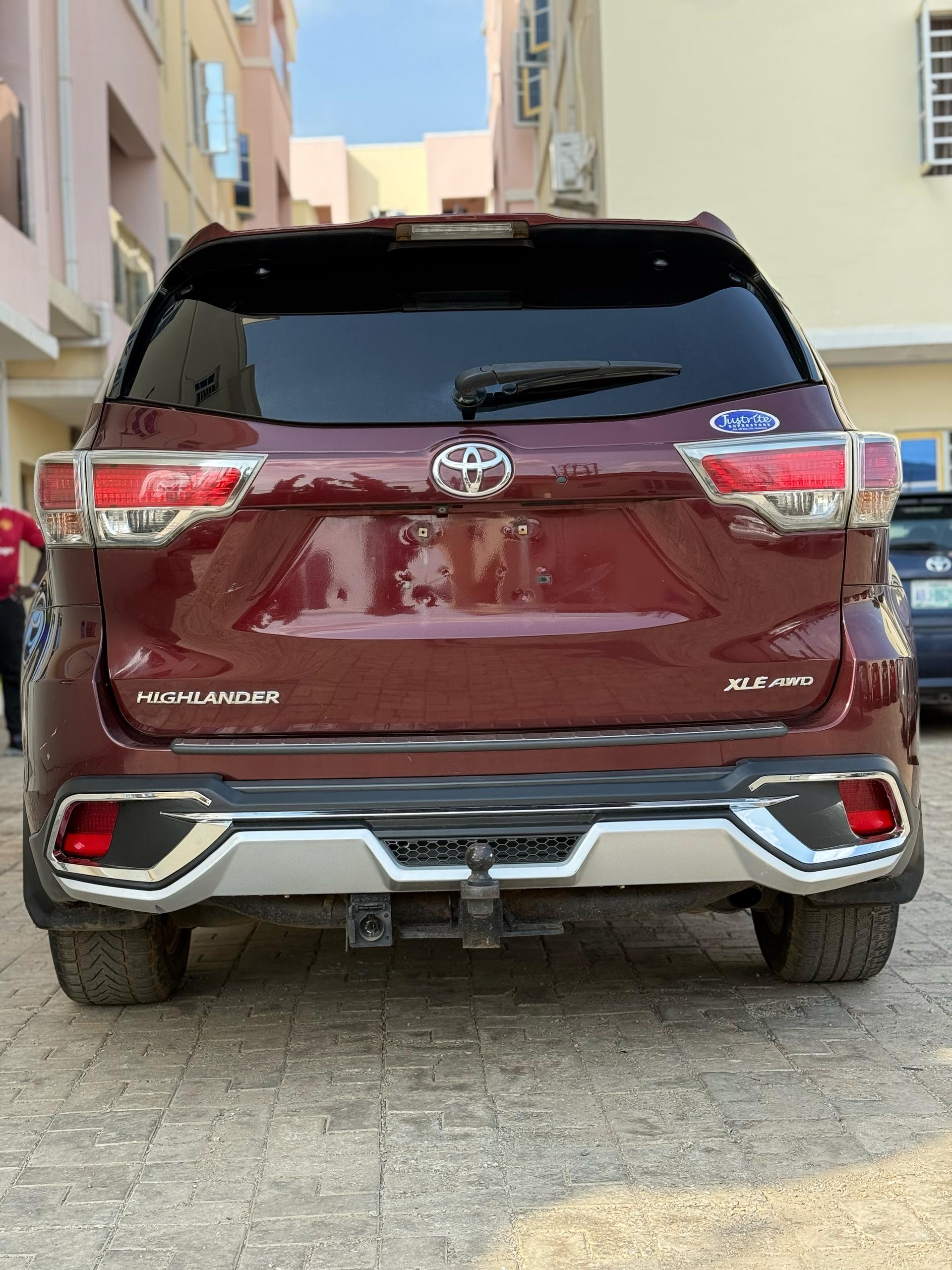 Car Image 6