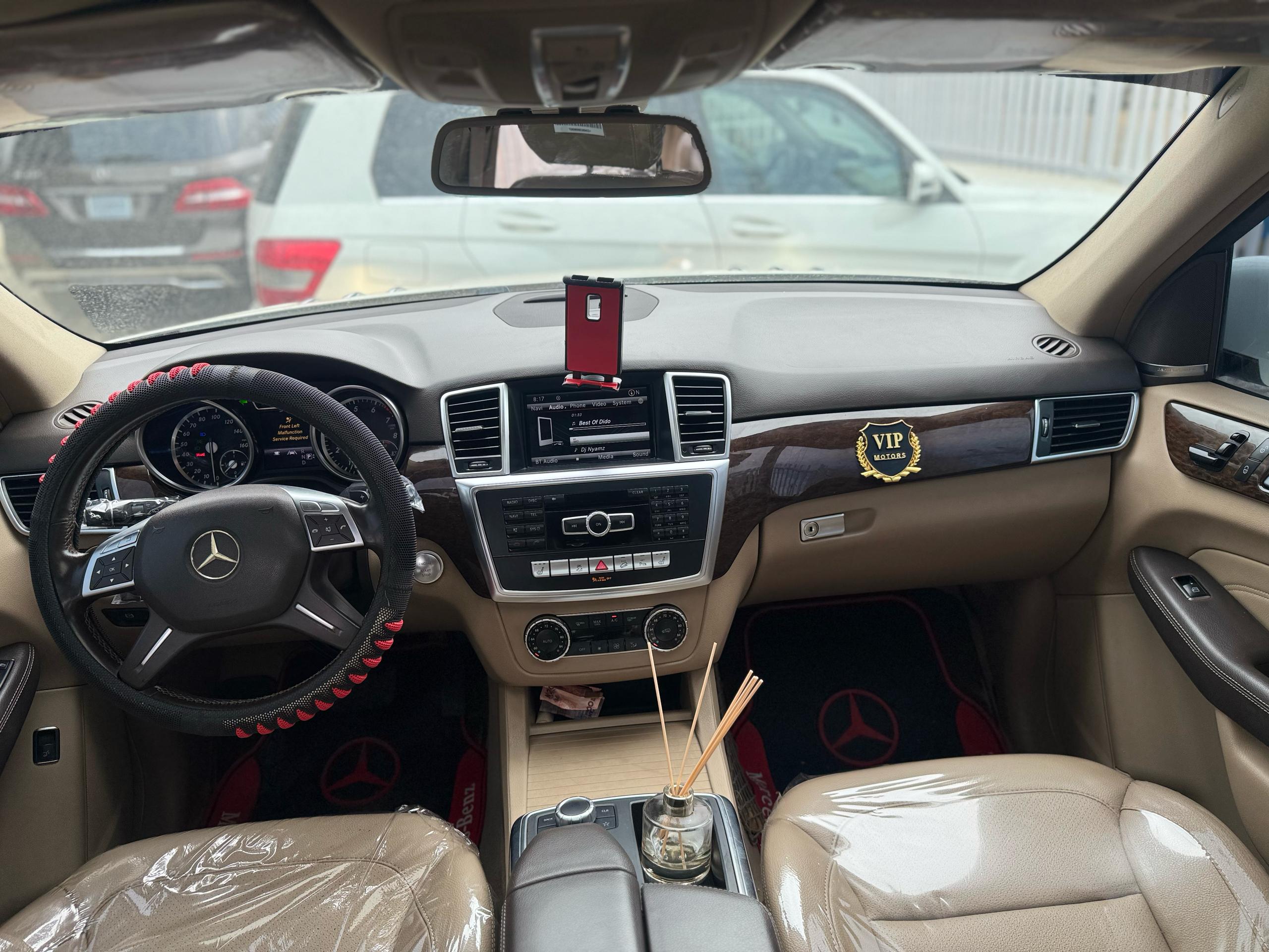 Car Image 4