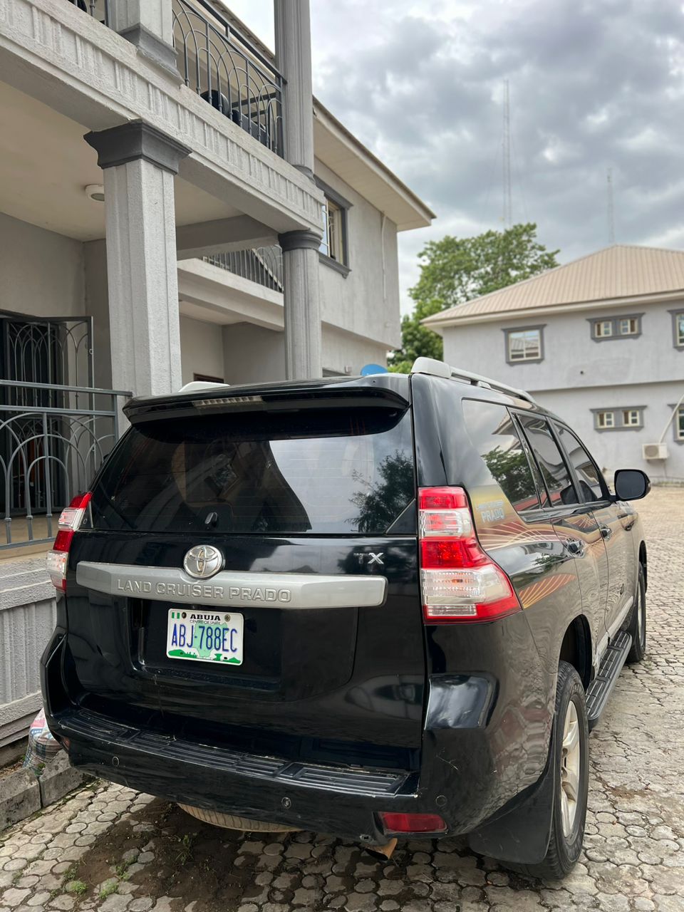 Car Image 10
