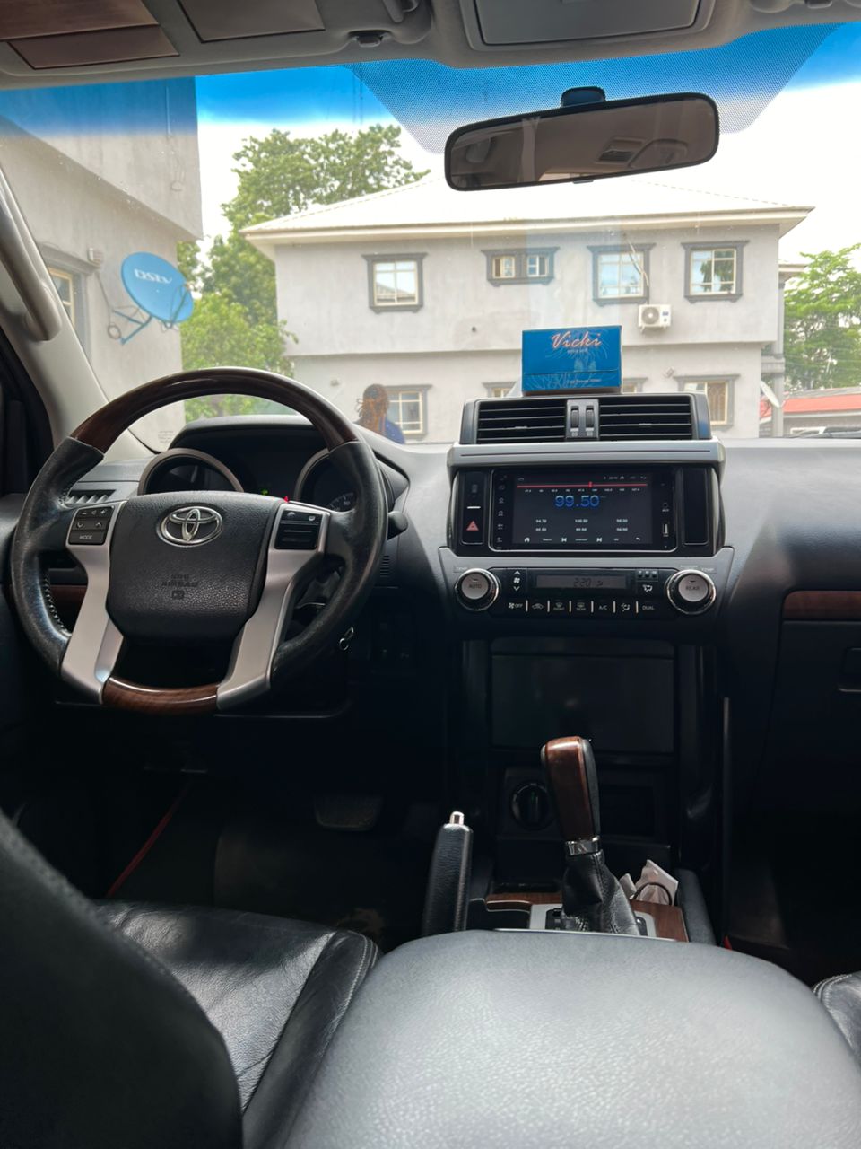 Car Image 4