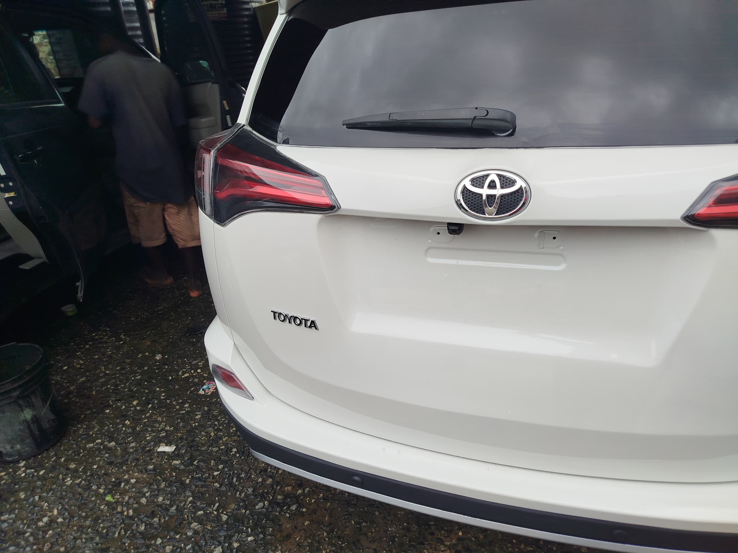 Car Image 5