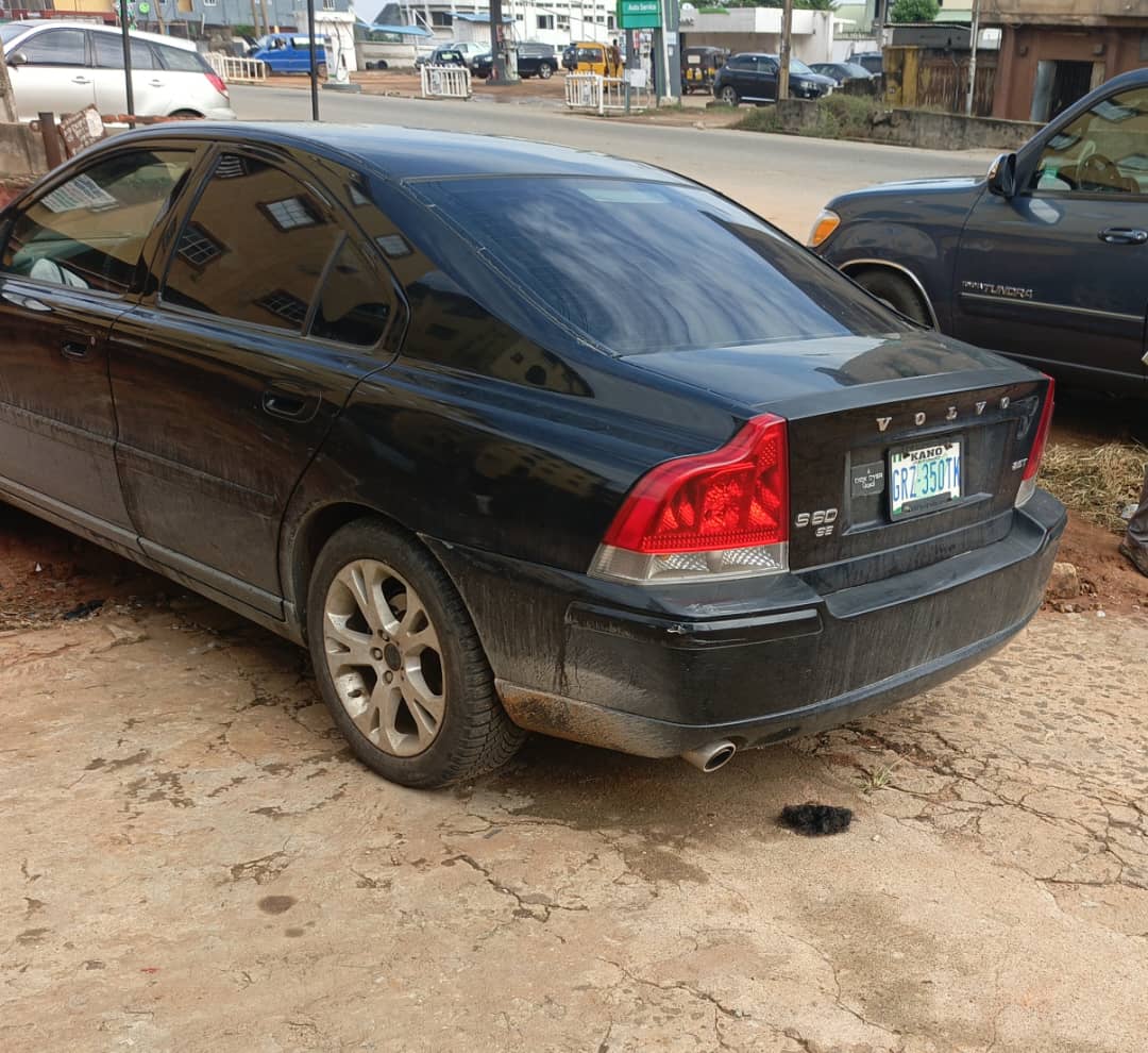 Car Image 5