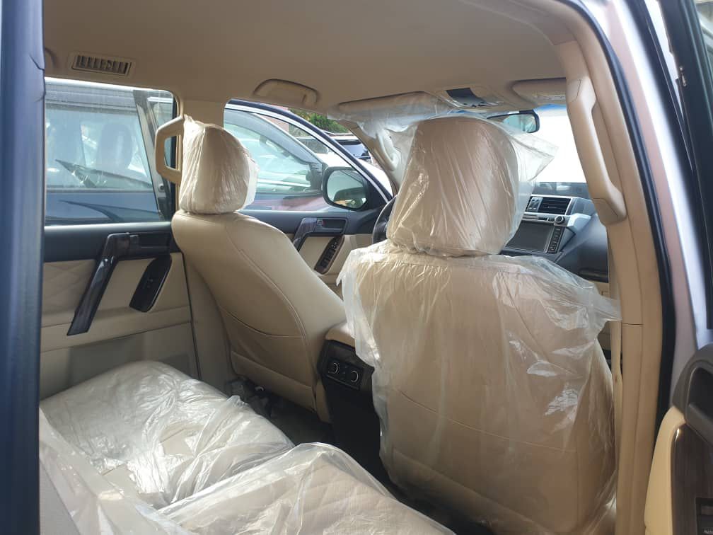 Car Image 6