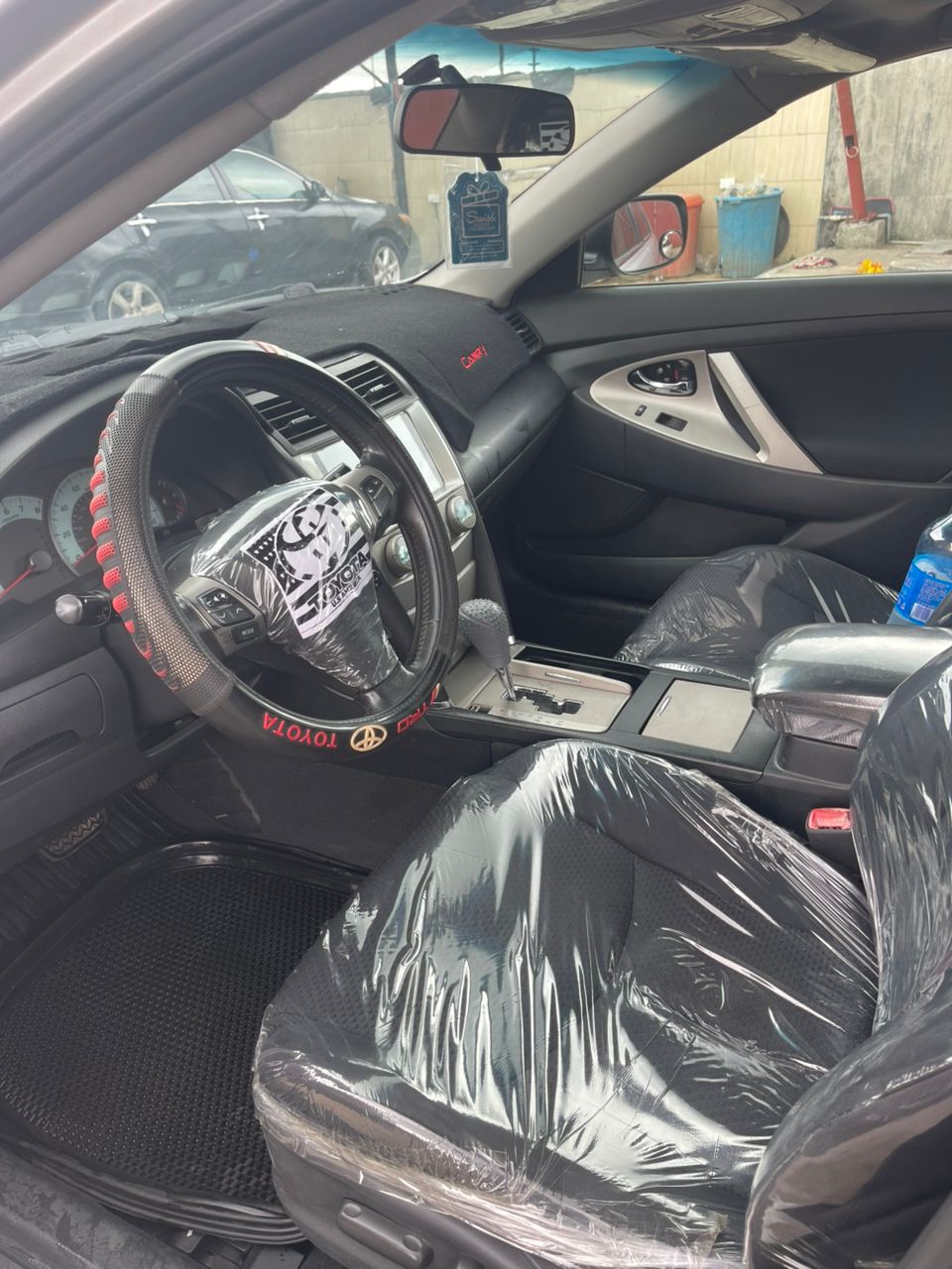 Car Image 8