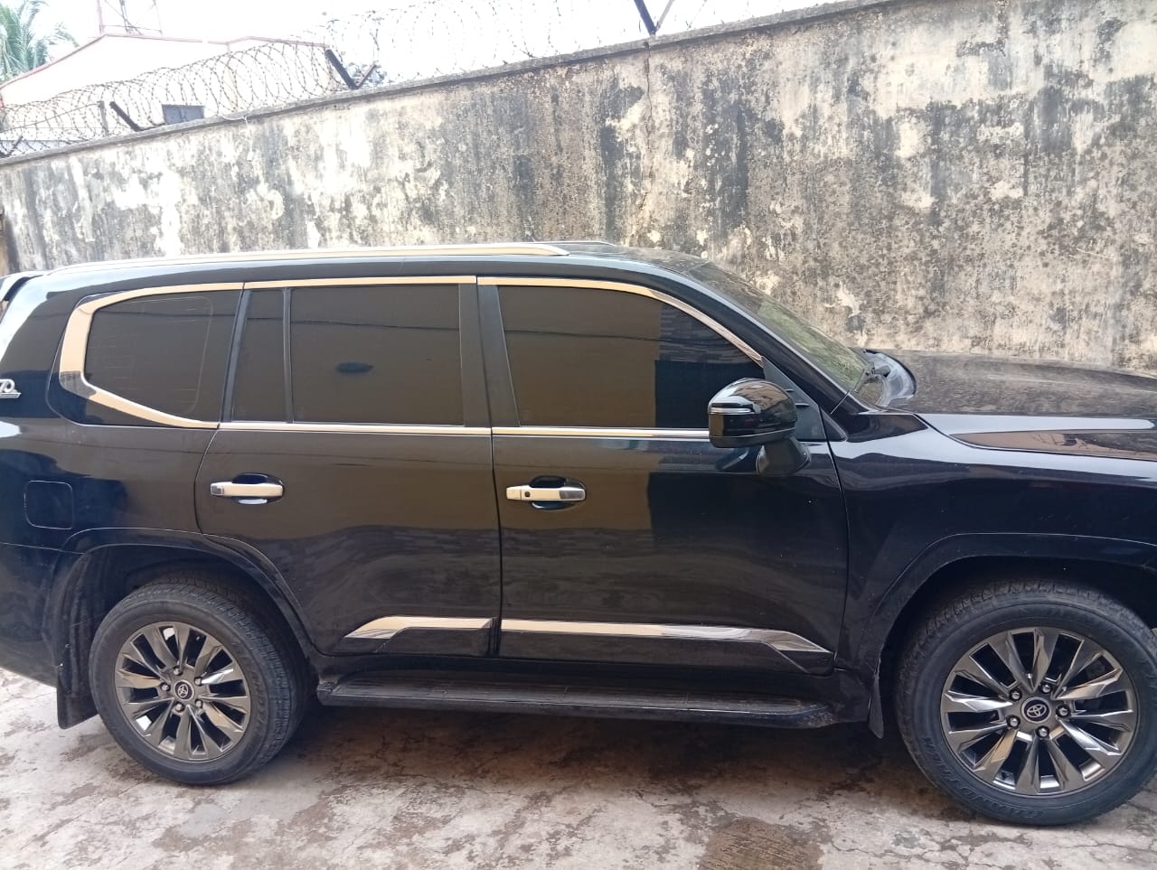 Car Image 6