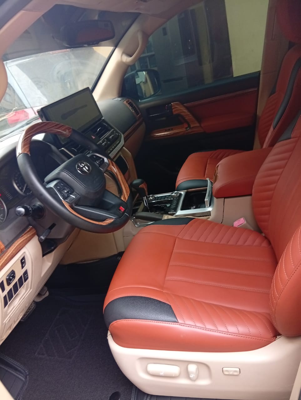 Car Image 4