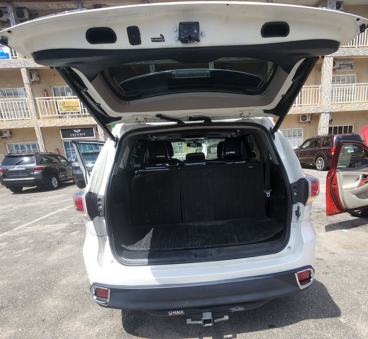 Car Image 15
