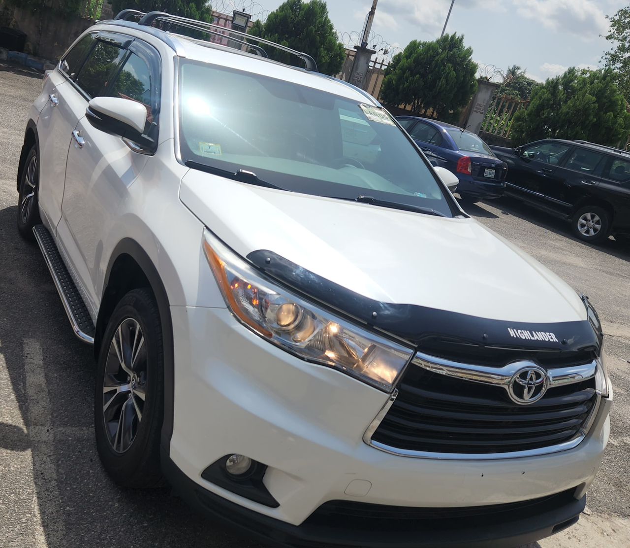 Car Image 4