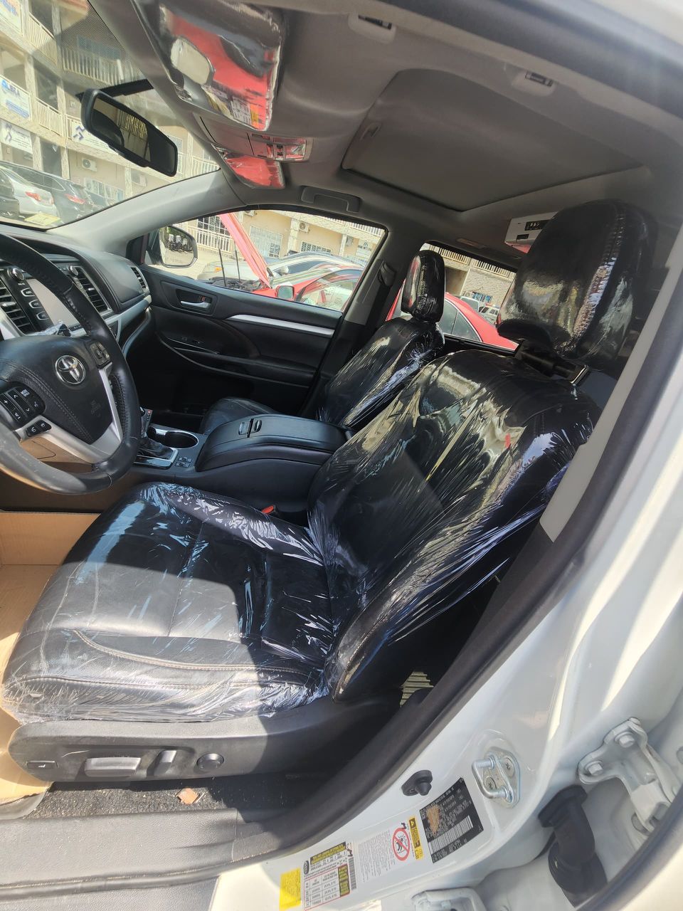 Car Image 17