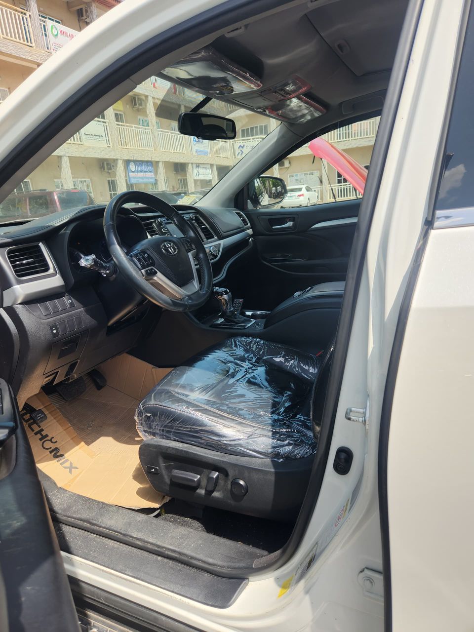 Car Image 7