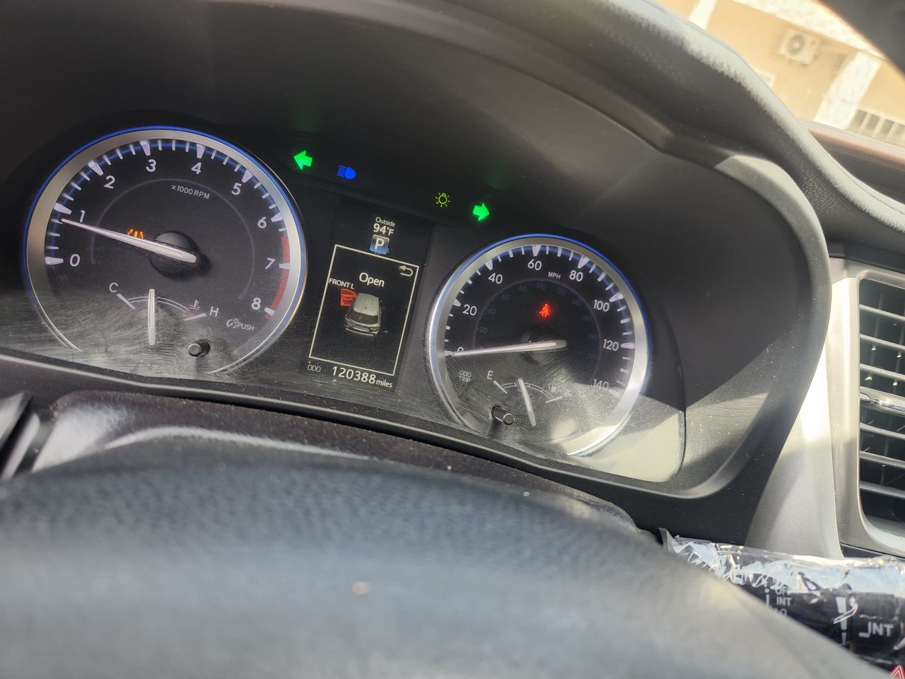 Car Image 9