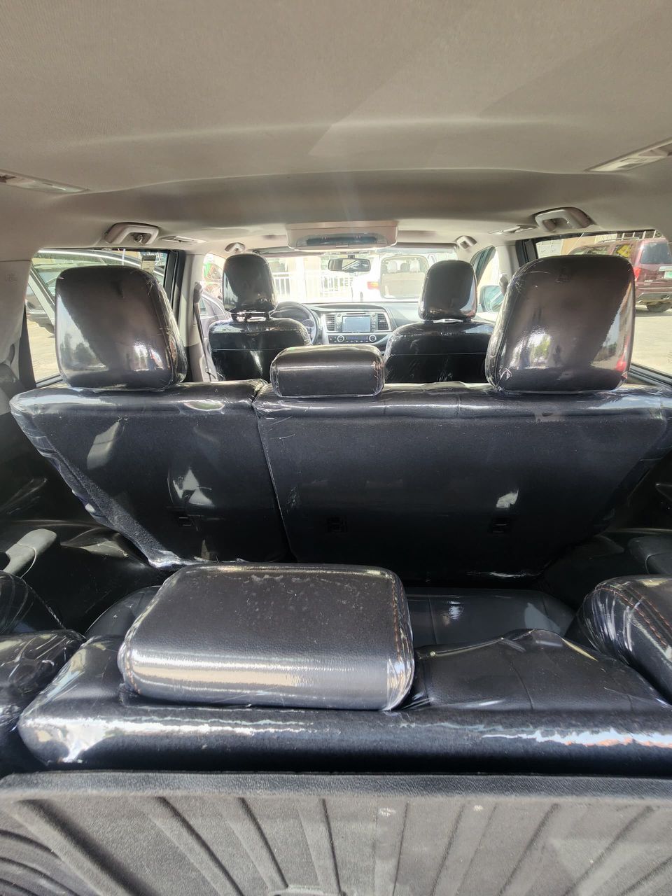 Car Image 11
