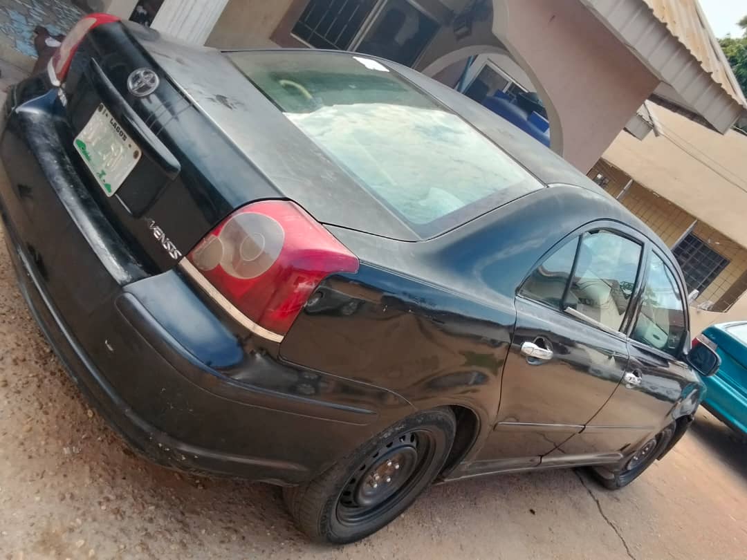 Car Image 5