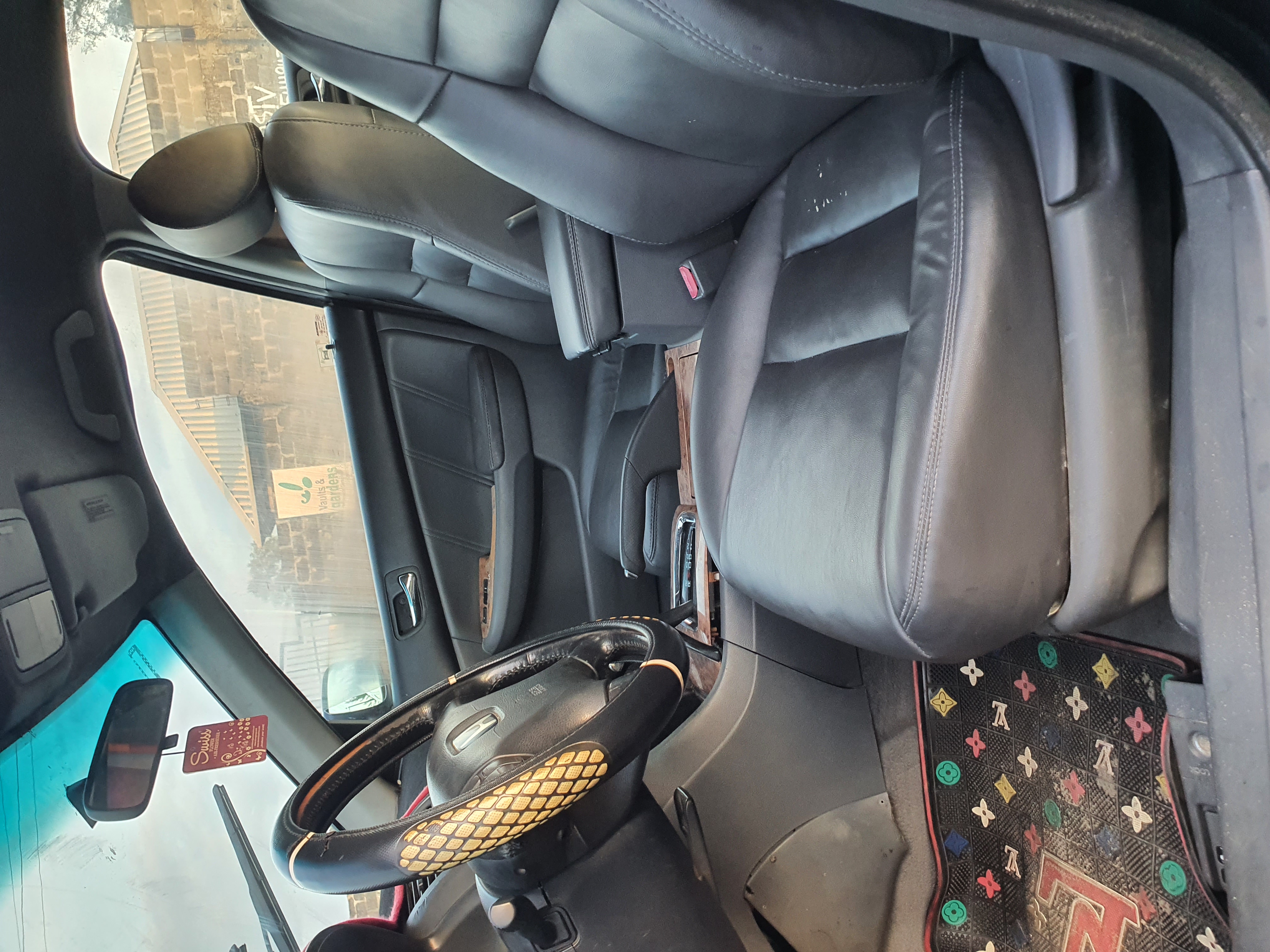 Car Image 3