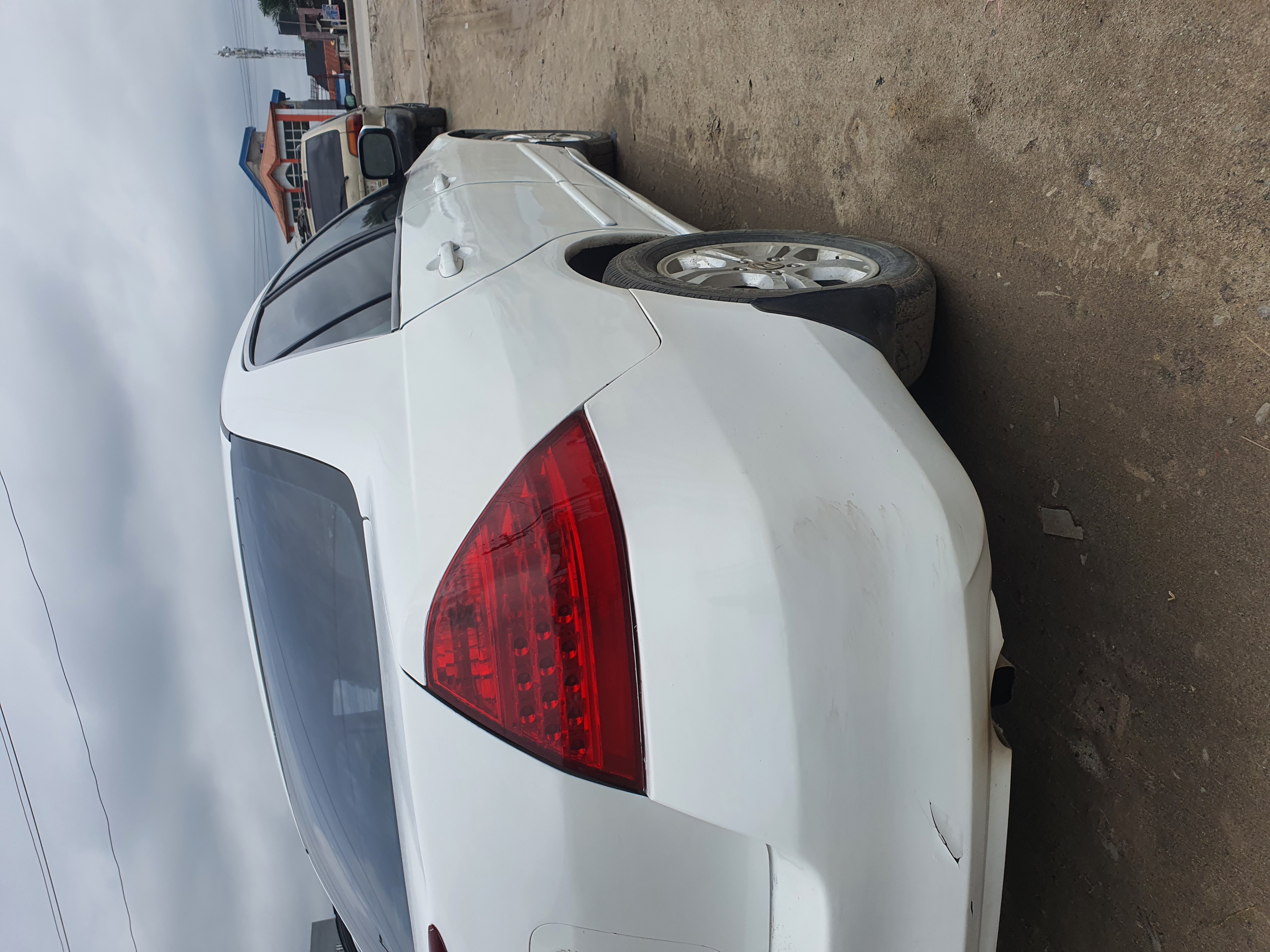 Car Image 8
