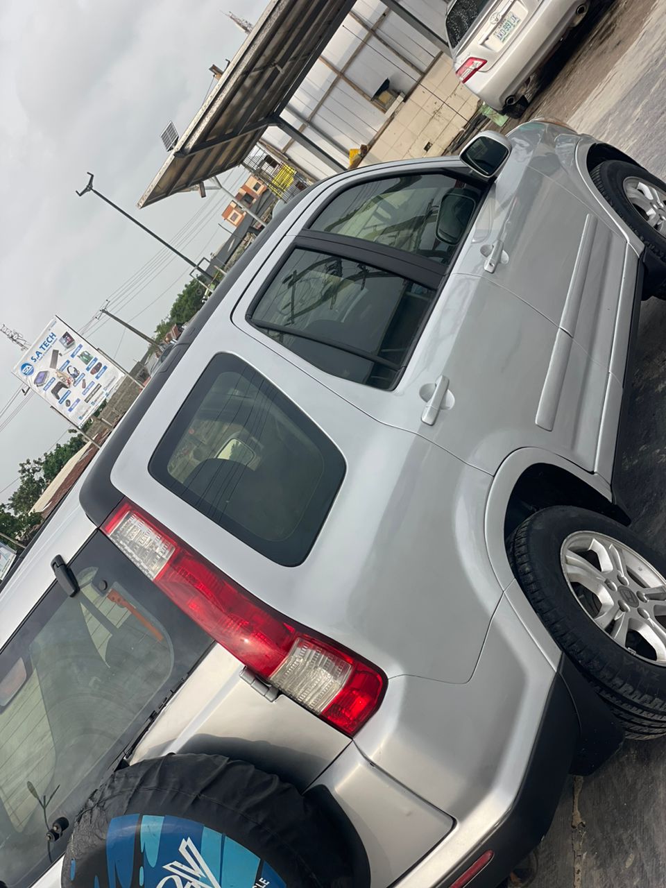 Car Image 5